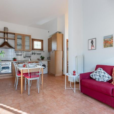 Four Shades Of Pisa Apartments Extérieur photo